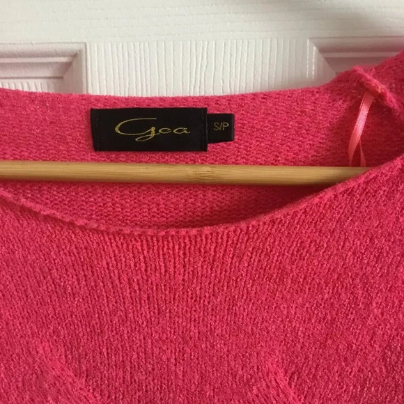 Gea Pink womens knitted diamond pattern Top Sweater Vintage Casual Sz :S US - Picture 4 of 6